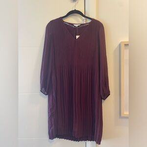 Burgundy resign as dress with sheer sleeves - size SX